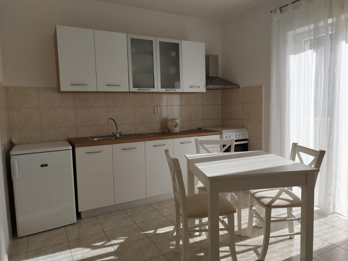 Apartments Valeria Kaštela Eksteriør billede